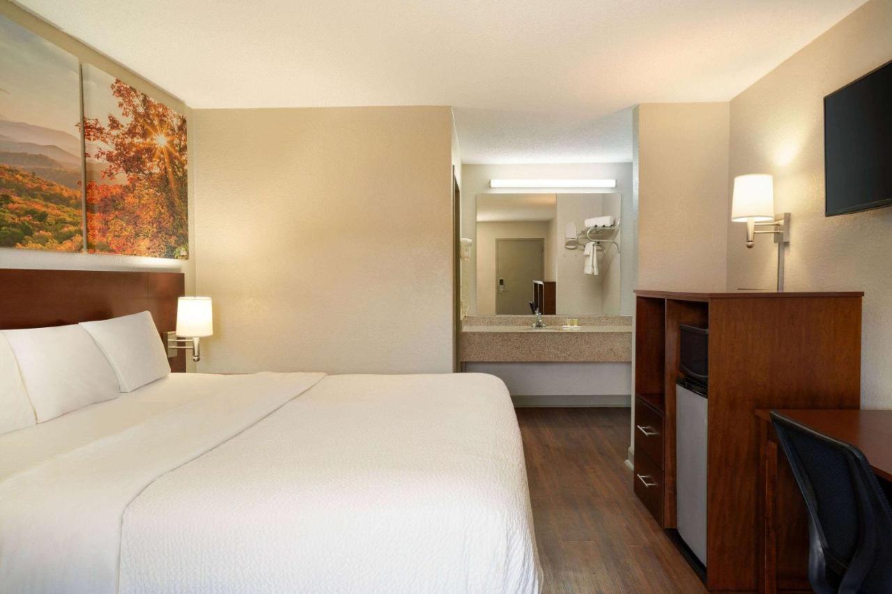 Days Inn By Wyndham Dillon Buitenkant foto